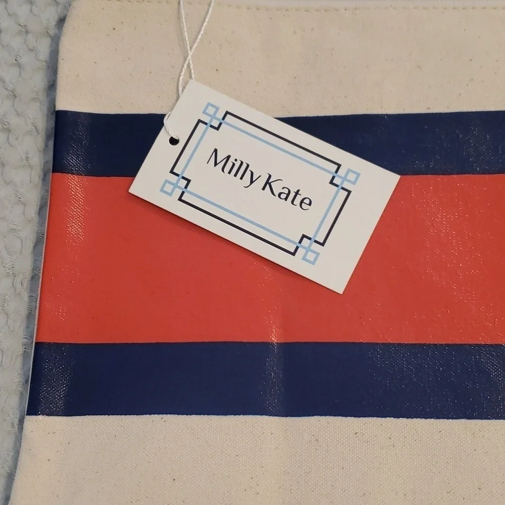 NWT Large Cosmetic Bag (#19)
